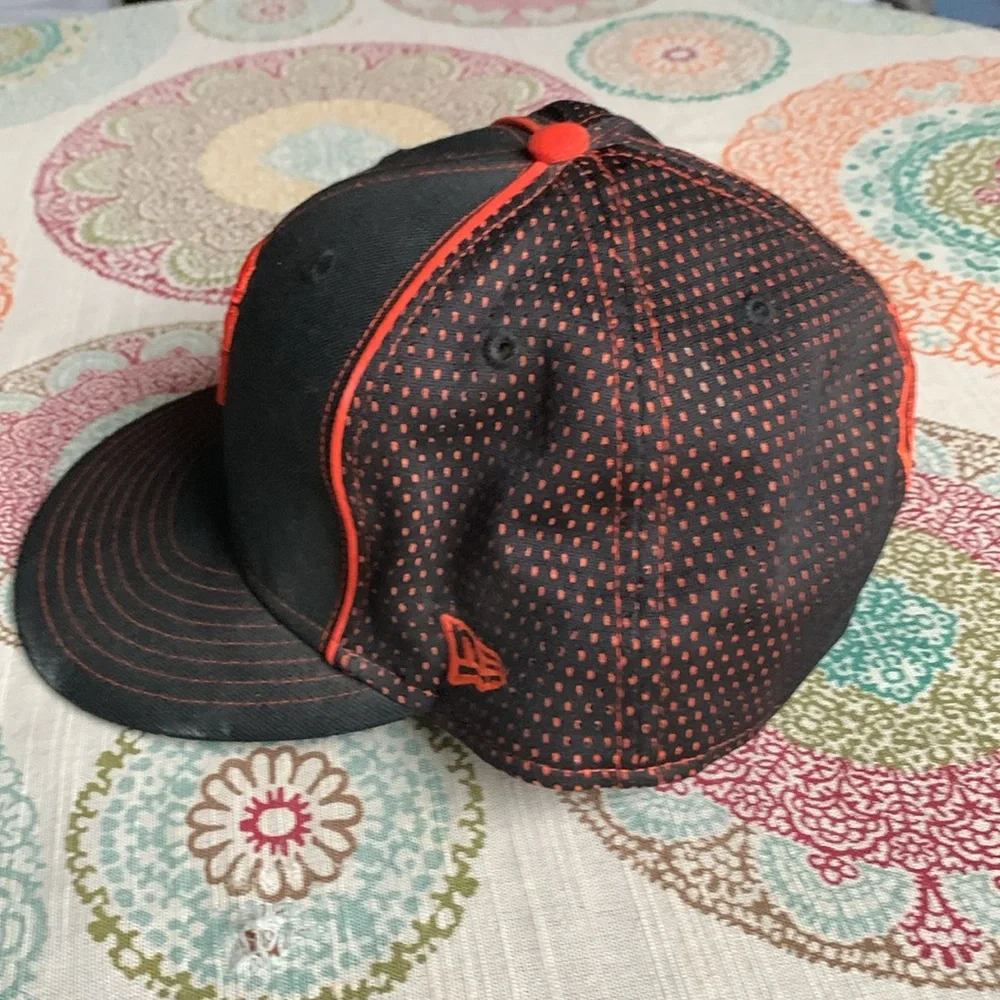 New Era San Francisco Giants Fitted Hat 7 3/4 EUC - Picture 4 of 7